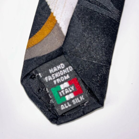 J. Blades & Co. 100% Silk Tie Art Deco Geometric USA Black Brown - Picture 8 of 8